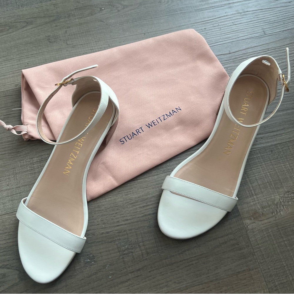 Stuart Weitzman White Short Heels Women’s US Size 7.5